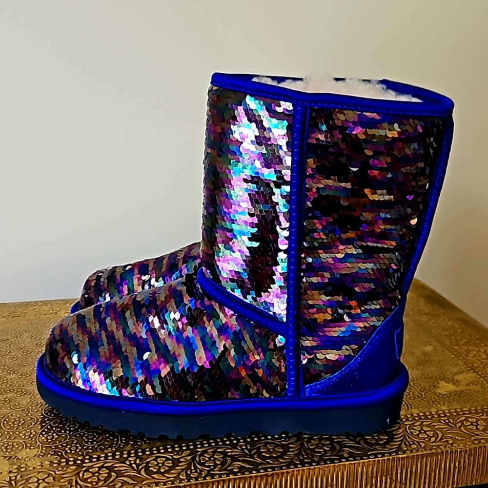 UGG Classic Short Sequin Blue Boots Size 5 women and 3.5 big girls